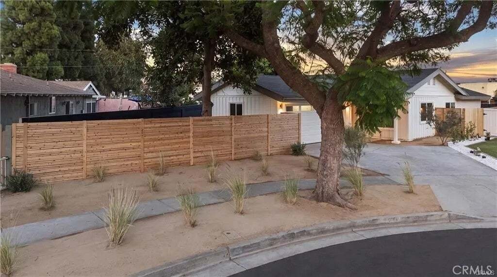 House in Santa Ana, California, United States 5 - 18638236