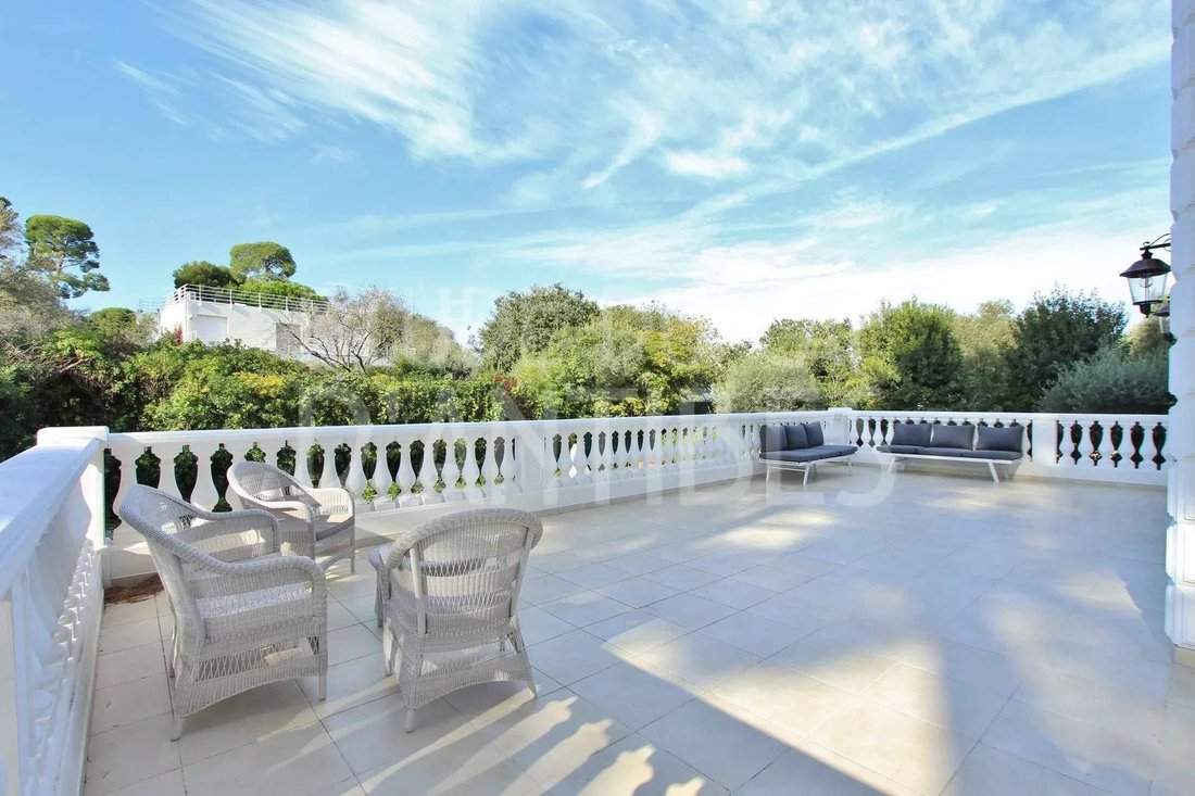 Villa in Fontmerle, Antibes, France 2 - 15418315