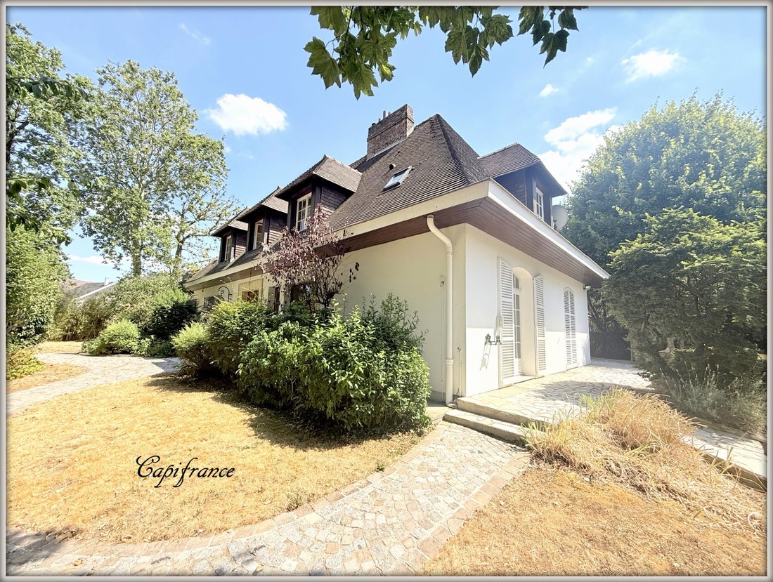 House in Vauban-Colonel Fabien, Livry-Gargan, France 1 - 18634874