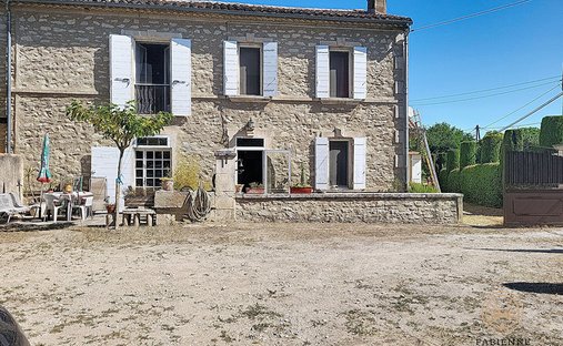 Villa in Saint-Rémy-de-Provence, Provence-Alpes-Côte d'Azur, France 1