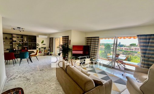 Apartment in Plan de Noves, Vence, France 1