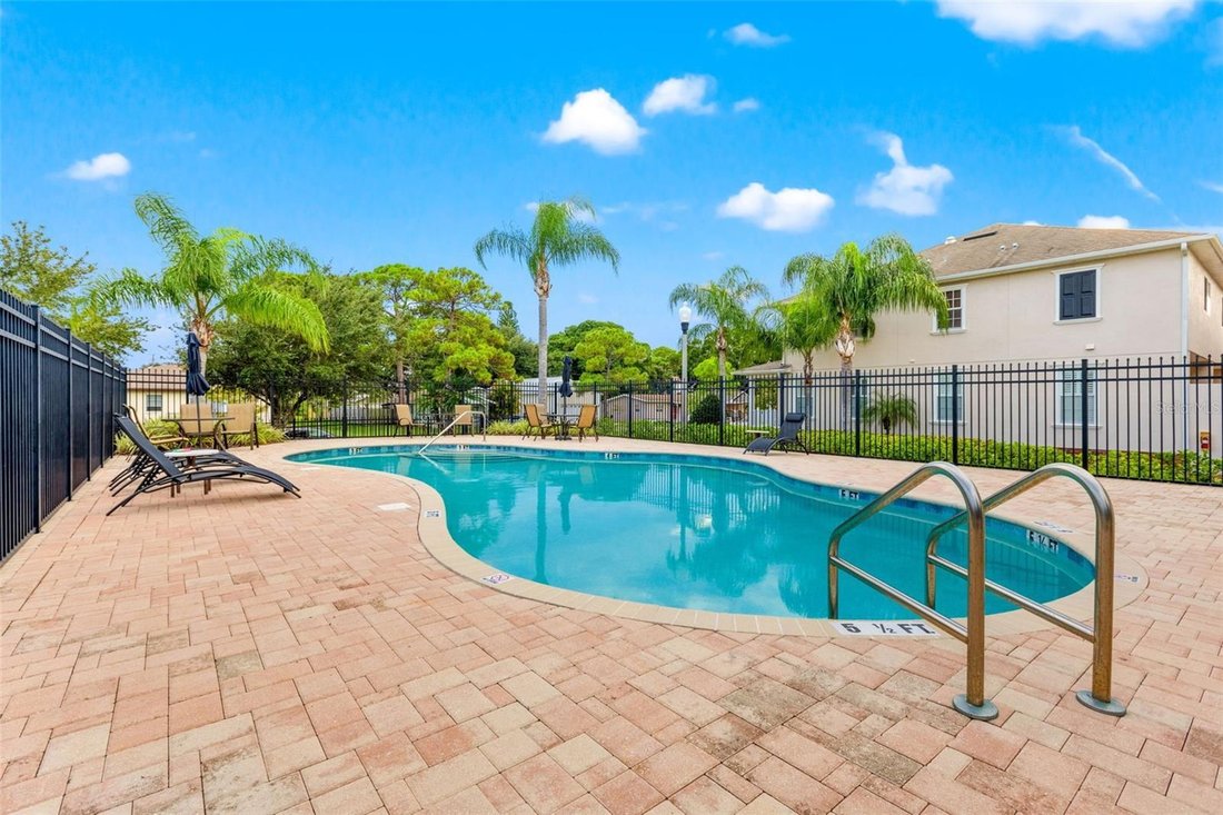 Townhouse in St. Petersburg, Florida, United States 4 - 18639178