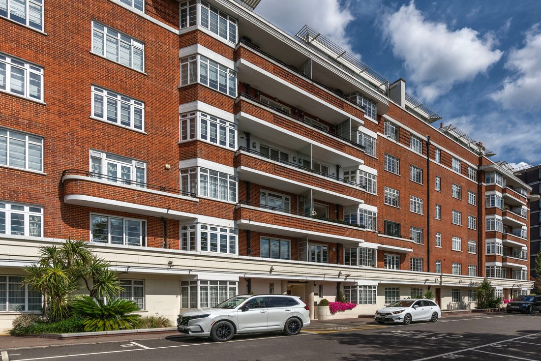Apartment in Primrose Hill, Camden, England 1 - 18633480
