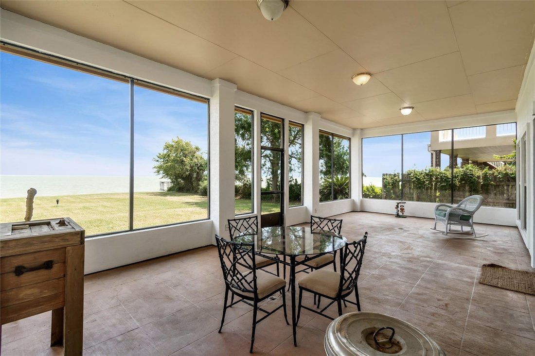 House in Baytown, Texas, United States 5 - 16510437