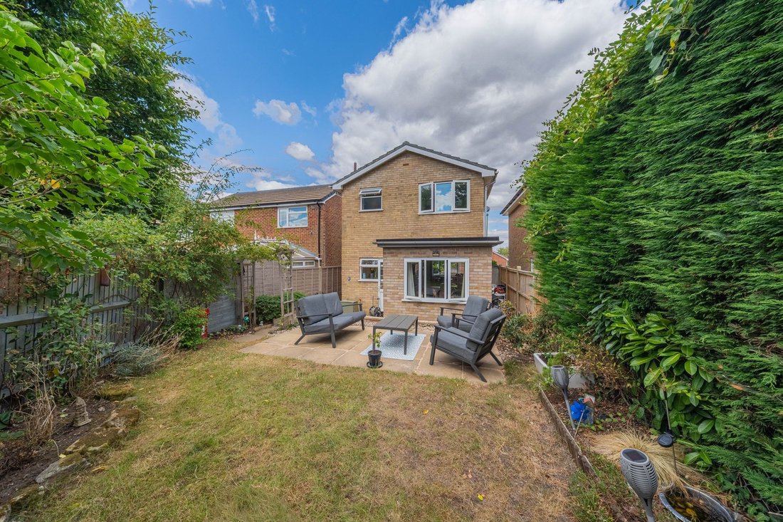 House in Haywards Heath, England 2 - 18634746