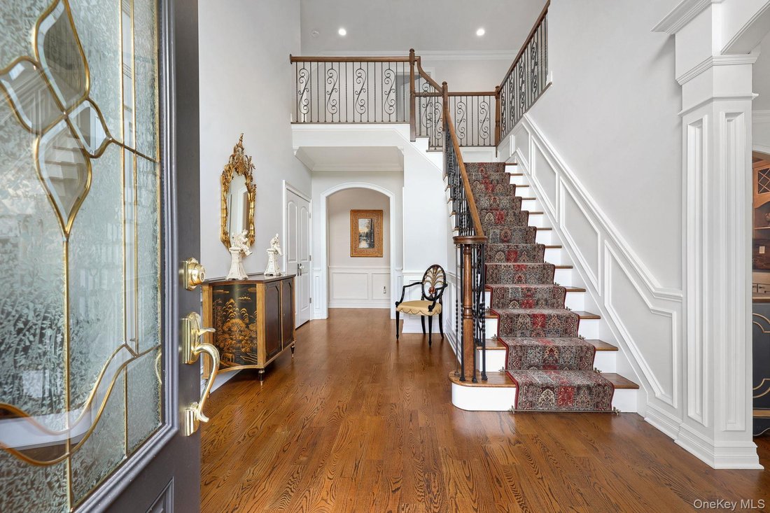House in Woodbury, New York, United States 5 - 18637424