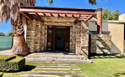 House in Luján de Cuyo, Mendoza Province, Argentina 1