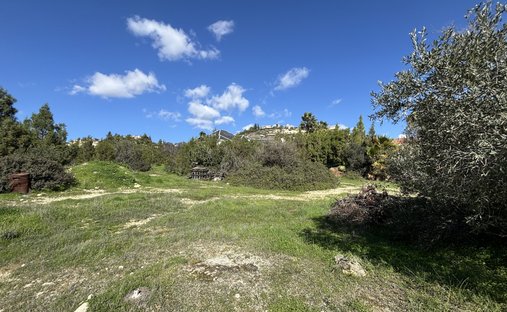 Land in Agios Tychon, Limassol, Cyprus 1
