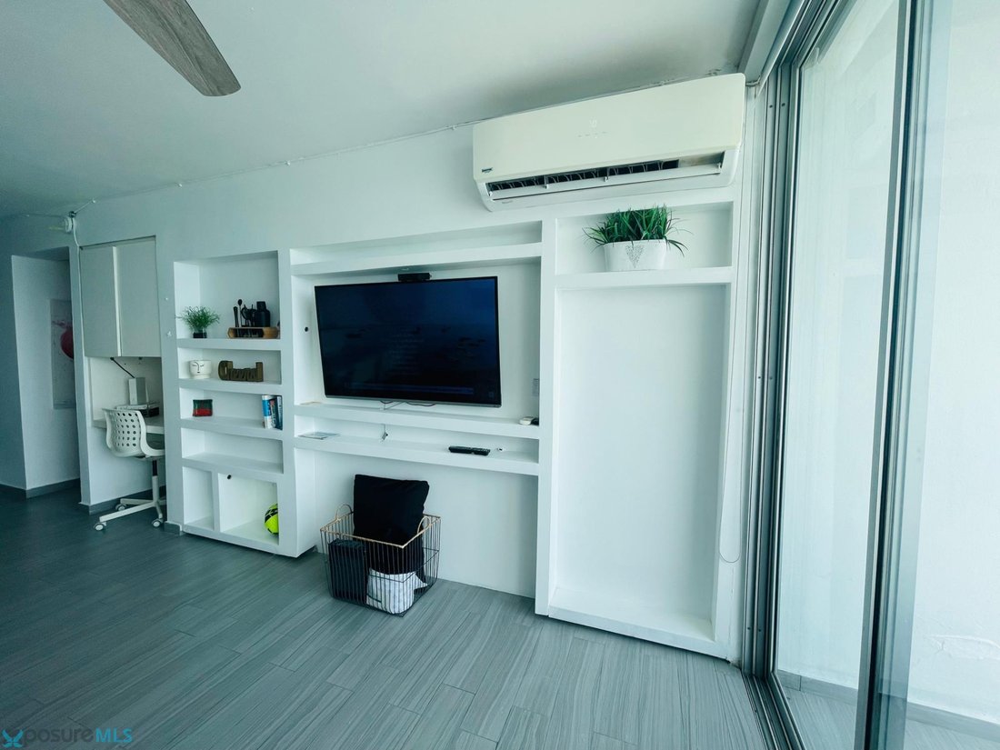 Apartment in Carolina, Carolina, Puerto Rico 4 - 18634104