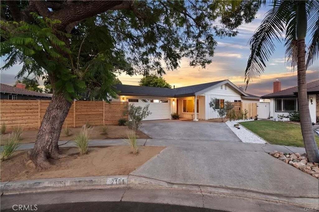 House in Santa Ana, California, United States 4 - 18638236