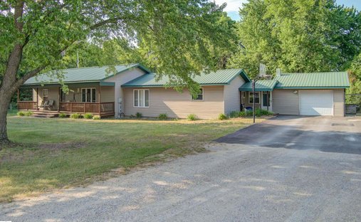 House in Grawn, Michigan, United States 1