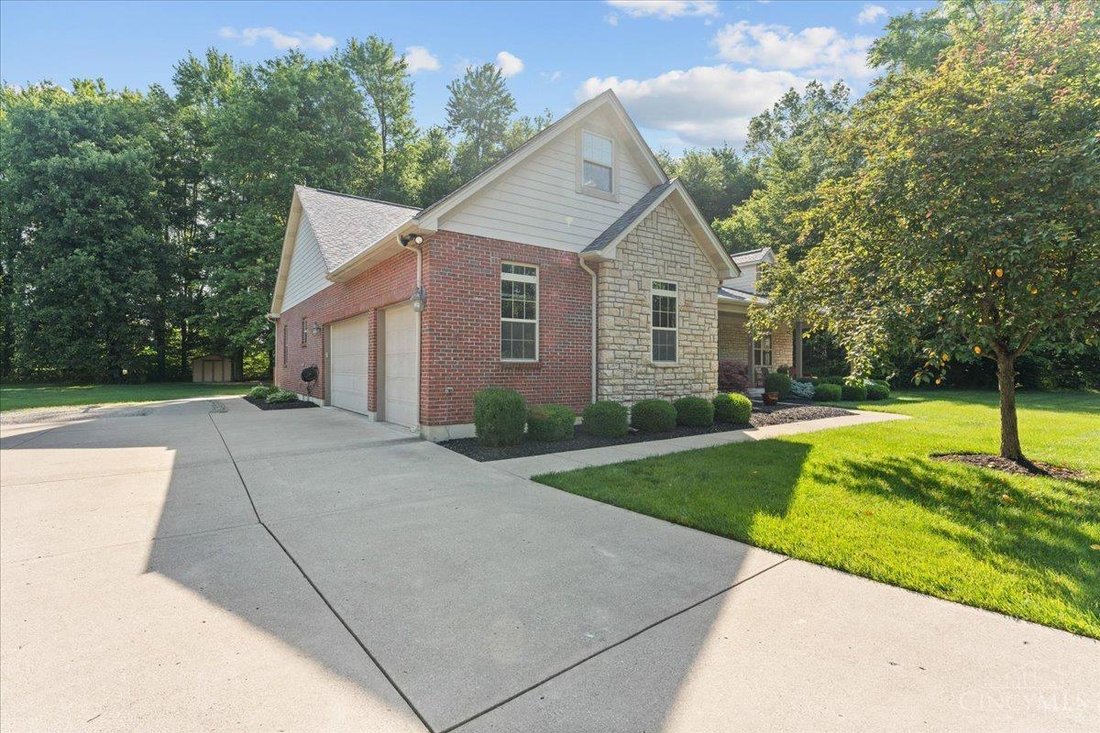 House in Oregonia, Ohio, United States 4 - 18635377