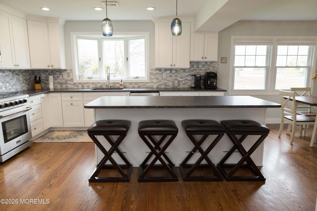 House in Freehold Township, New Jersey, United States 2 - 18637681