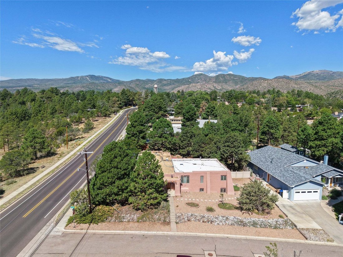 House in Los Alamos, New Mexico, United States 4 - 18637106