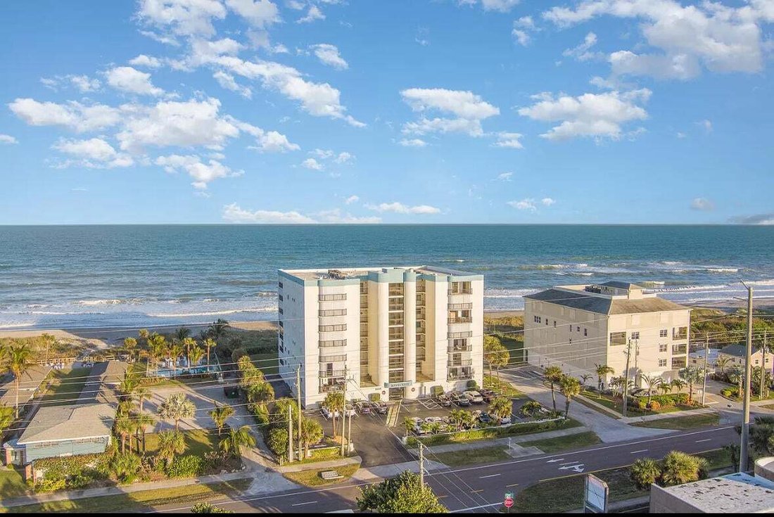 Condo in Cocoa Beach, Florida, United States 4 - 18633974