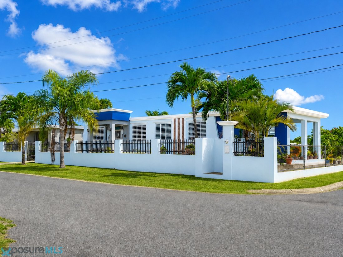 House in Camaceyes, Aguadilla, Puerto Rico 2 - 18634099
