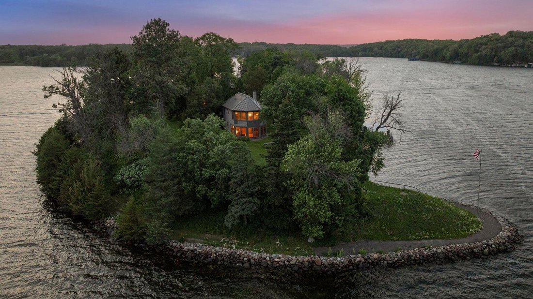 House in Mound, Minnesota, United States 5 - 18635014