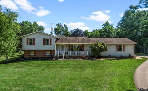 House in Martinsville, Ohio, United States 1