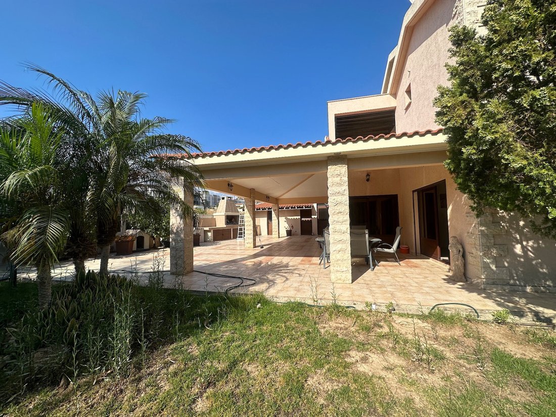 House in Agios Athanasios, Limassol, Cyprus 4 - 16379640