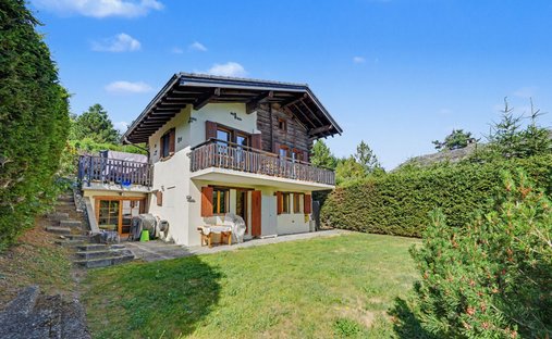 Chalet in Haute-Nendaz, Valais, Switzerland 1