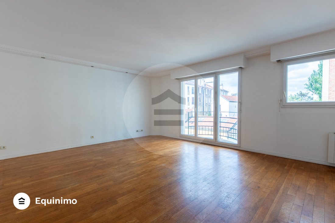 Apartment in Les Lilas, Ile-de-France, France 2 - 18633796