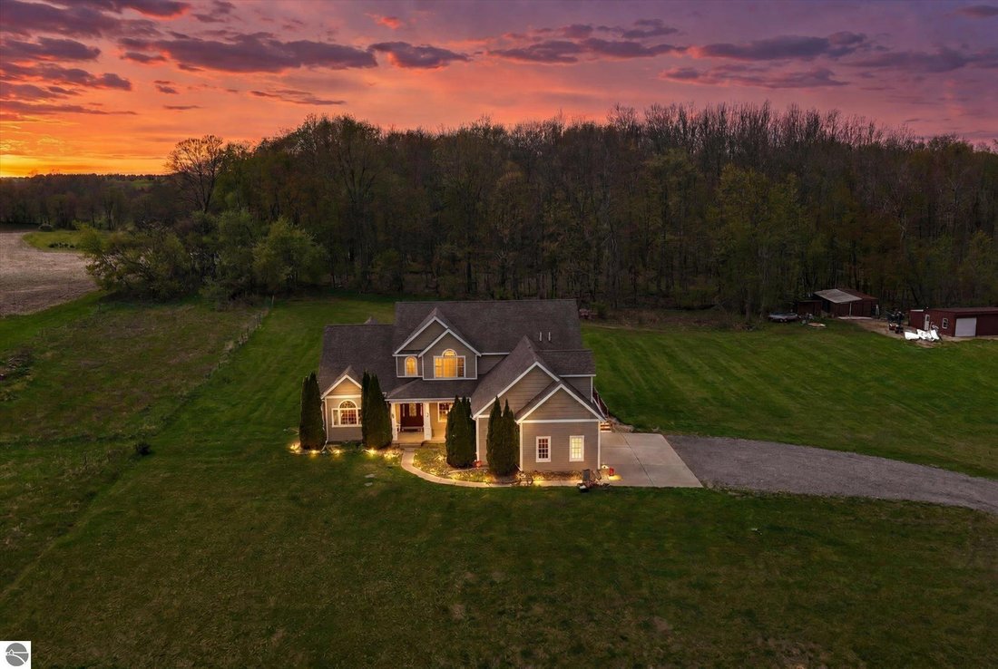 House in Sheridan, Michigan, United States 1 - 18635746