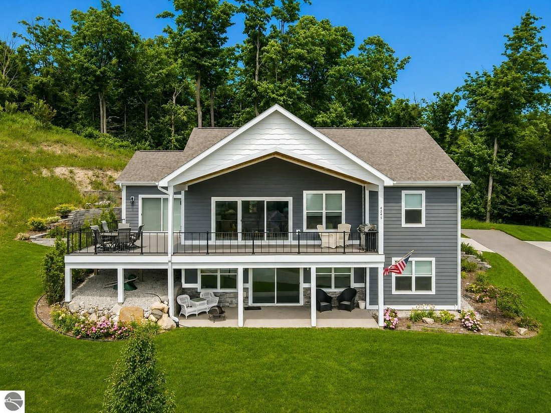 House in Garfield Township, Michigan, United States 3 - 18635870
