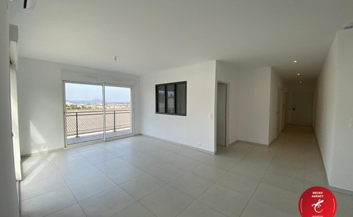 Apartment in Le Dramont-Agay-Anthéor-Le Trayas, Saint-Raphaël, France 1