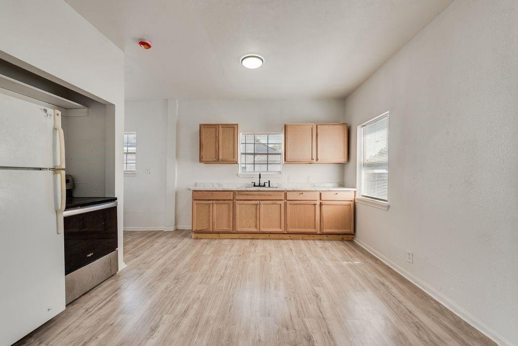 Dallas, Texas, United States 5 - 18634226
