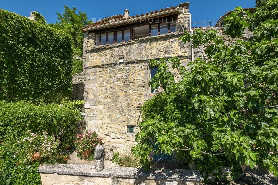 House in Lacoste, Provence-Alpes-Côte d'Azur, France 3 - 18189337
