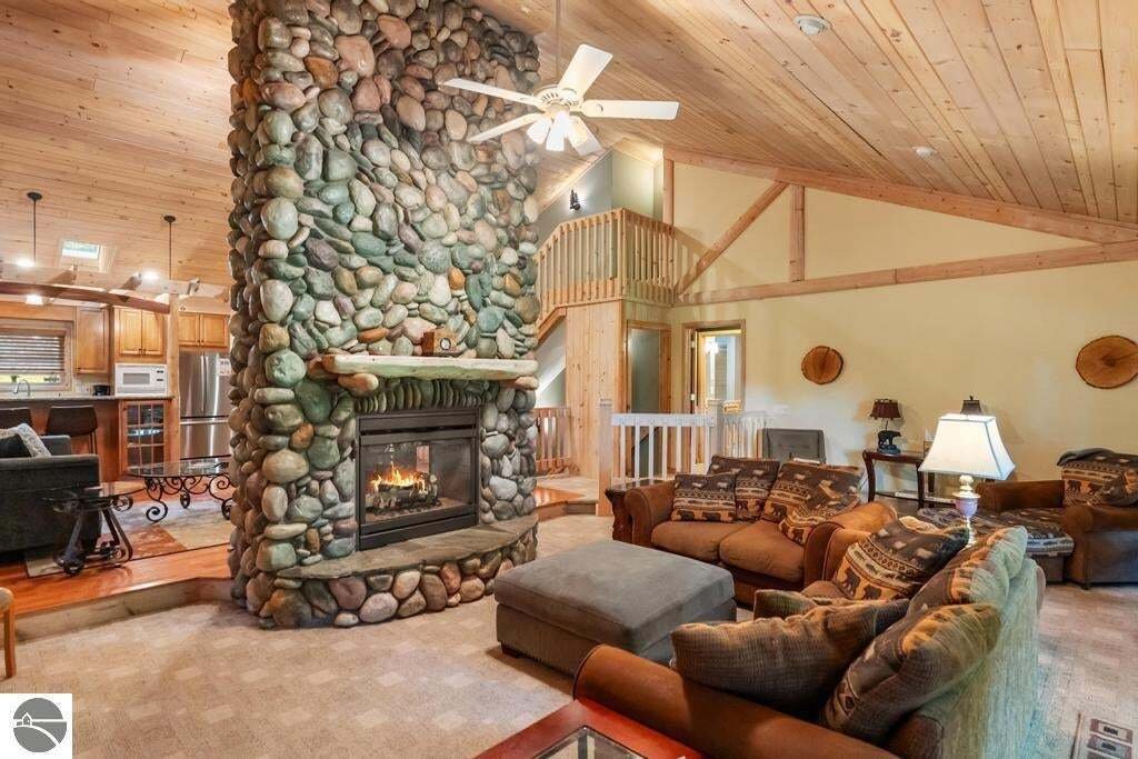 House in Central Lake, Michigan, United States 5 - 18636059