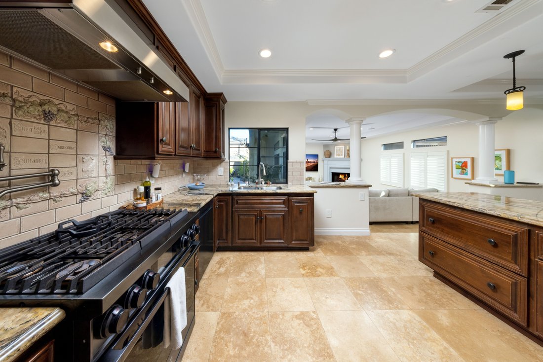 House in Huntington Beach, California, United States 5 - 18634429
