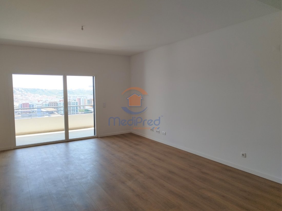 Apartment in Odivelas, Lisbon, Portugal 5 - 18639057