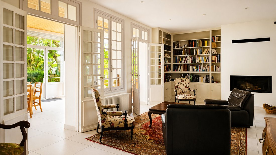 House in Vaux-sur-Mer, Nouvelle-Aquitaine, France 5 - 17697310