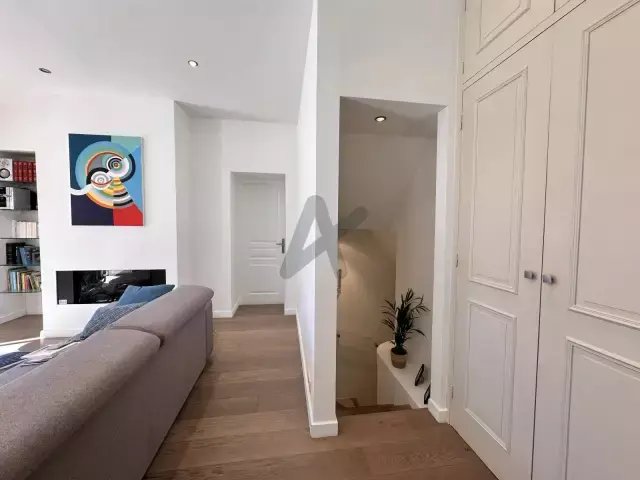 House in Maurice Jeanpierre, Le Cannet, France 5 - 17257472