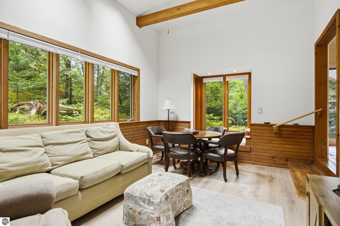 House in Elk Rapids, Michigan, United States 3 - 18636661