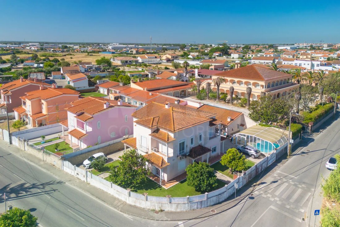 Villa in Samora Correia, Santarem District, Portugal 3 - 18634579