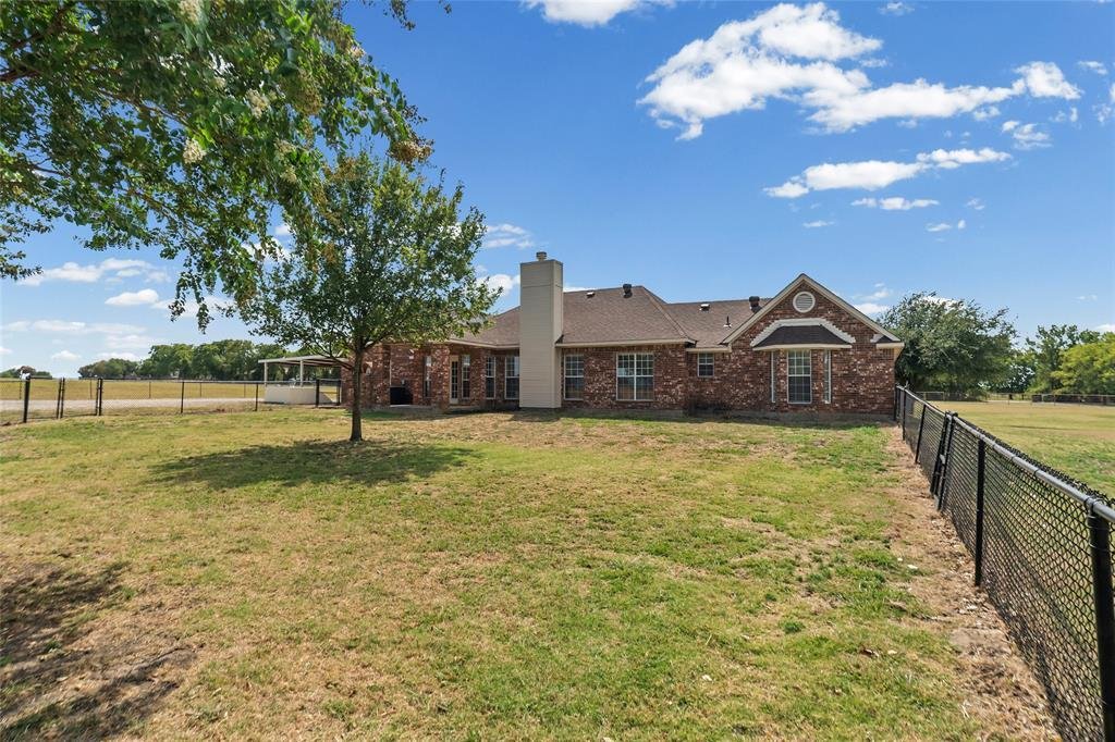 House in Trenton, Texas, United States 4 - 18638444