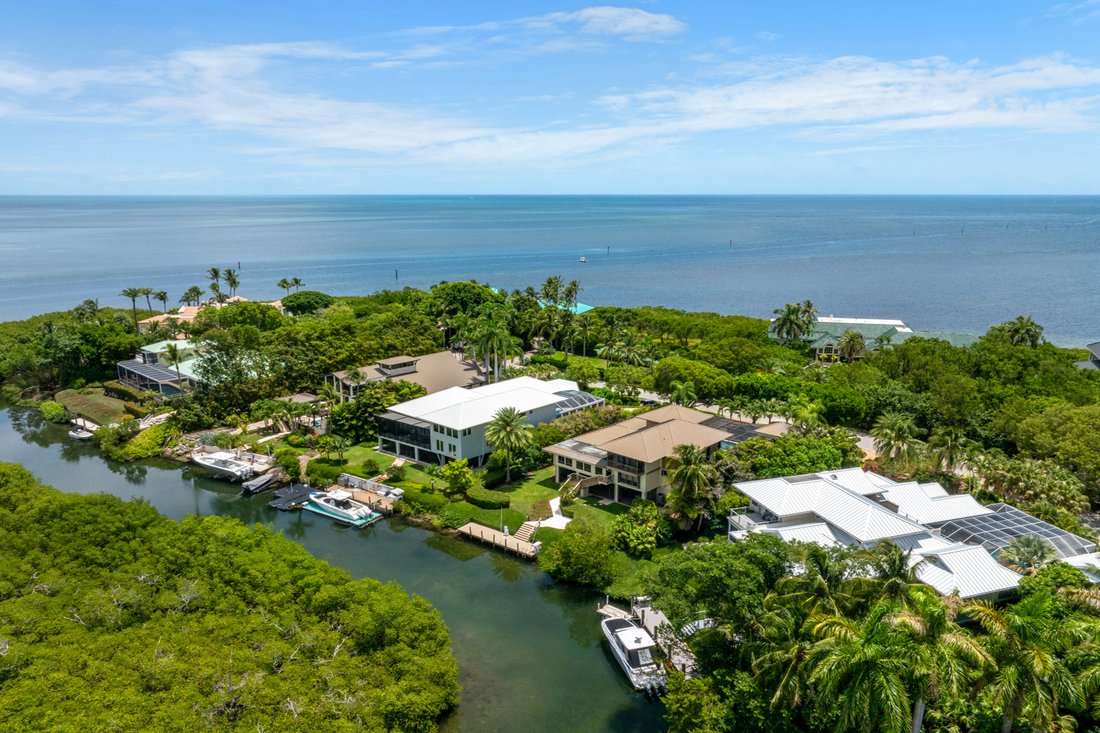 House in Key Colony Beach, Florida, United States 2 - 18632861