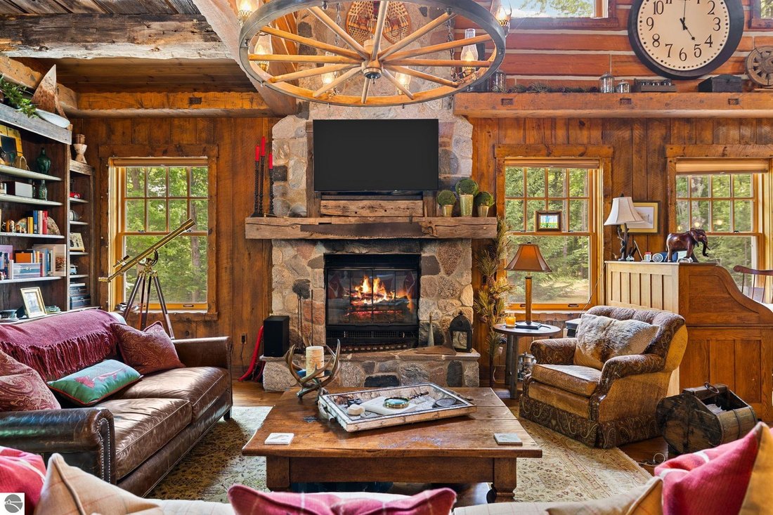 House in Beaver Island, Michigan, United States 5 - 18635778