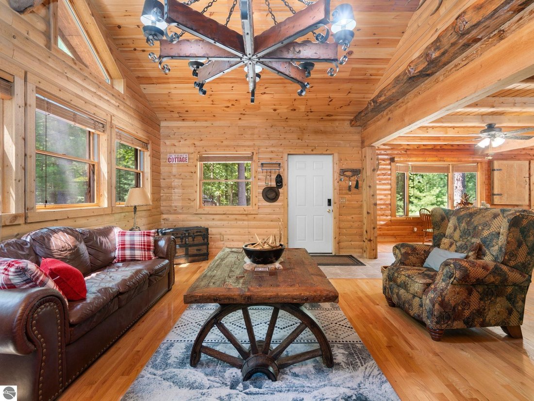 House in Fife Lake, Michigan, United States 4 - 18636057