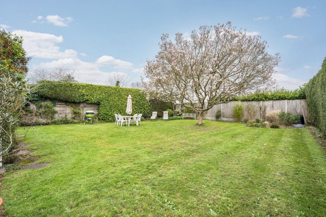 House in Iver, England 3 - 17492936