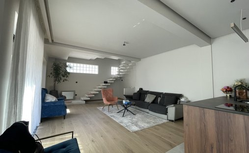 House in Le Saule Blanc, Bondy, France 1
