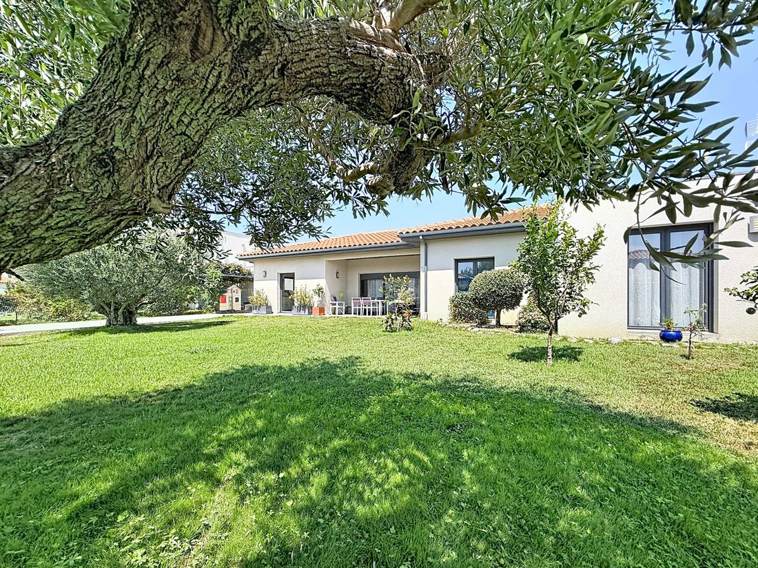 House in Centre Ville, Elne, France 1 - 18638610