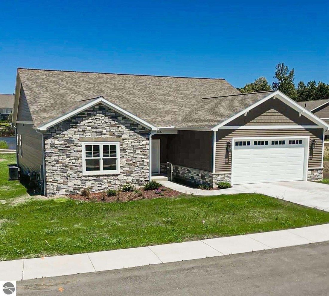House in Traverse City, Michigan, United States 1 - 18636536