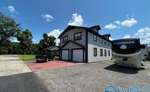 House in Gadsden, Alabama, United States 1