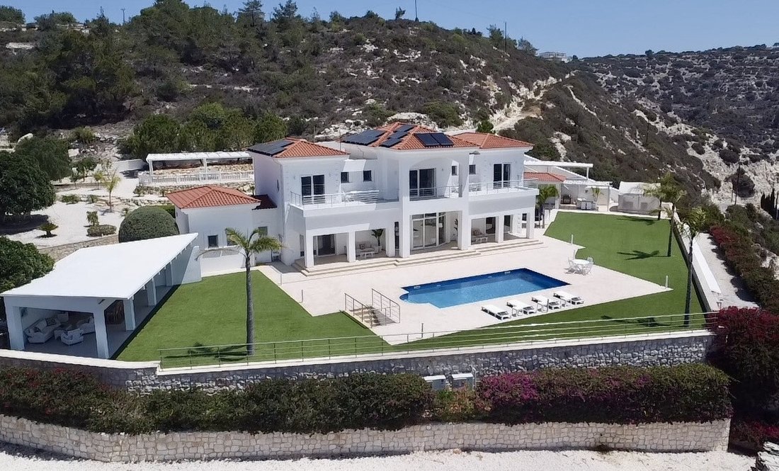 Villa in Peyia, Paphos, Cyprus 1 - 15777262