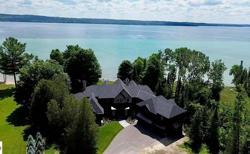 House in Elk Rapids, Michigan, United States 1