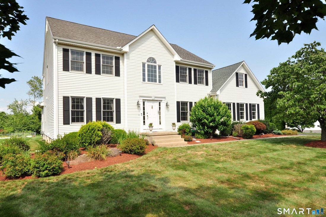 House in South Windsor, Connecticut, United States 1 - 18633059