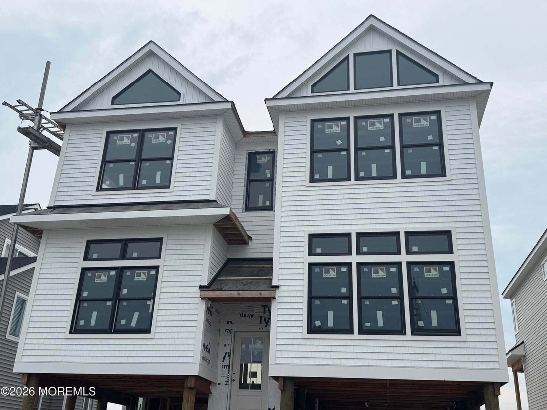 House in Toms River, New Jersey, United States 1 - 16647917